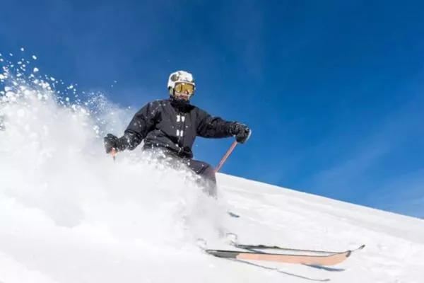 神龍架國際滑雪場(chǎng)門票多少錢